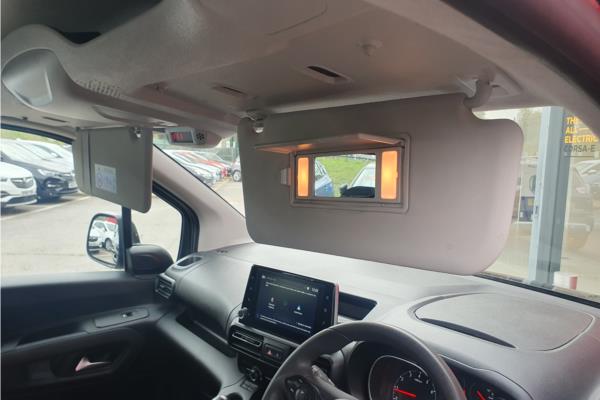 2019 Vauxhall Combo Life 1.5 Turbo D BlueInjection Energy XL MPV 5dr Diesel Manual Euro 6 (s/s) (7 Seat) (100 ps) - Cloth, photo 30