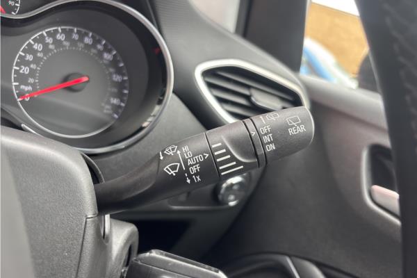 2022 Vauxhall Crossland 1.2 Turbo Elite Edition SUV 5dr Petrol Auto Euro 6 (s/s) (130 ps) - Cloth, photo 28