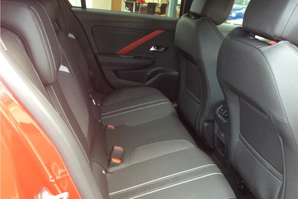 2022 Vauxhall Astra - Cloth Sienna/Jet Blk, photo 12