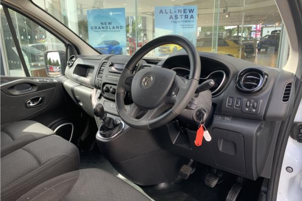 2019 Vauxhall Vivaro 1.6 CDTi 2900 Sportive Panel Van 5dr Diesel Manual L2 H1 Euro 6 (120 ps) - Cloth, photo 12