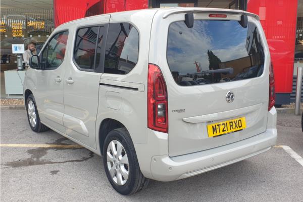 2021 Vauxhall Combo Life 1.2 Turbo SE MPV 5dr Petrol Auto Euro 6 (s/s) (130 ps) - Cloth, photo 6