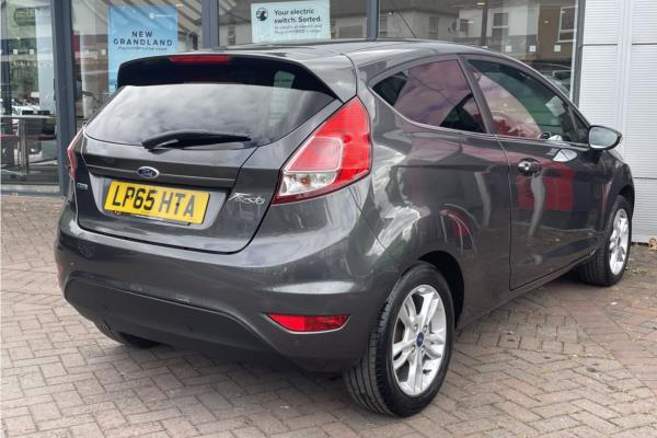 2016 Ford Fiesta 1.0T EcoBoost Zetec Hatchback 3dr Petrol Manual (s/s) (Euro 6) (99 g/km, 99 bhp)-sequence-7