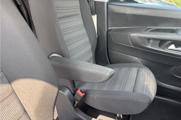 2021 Vauxhall Combo Life 1.2 Turbo SE MPV 5dr Petrol Auto Euro 6 (s/s) (130 ps) - Cloth, photo 36