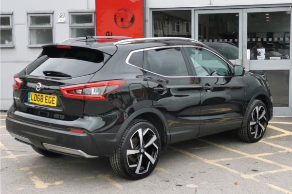 Non Franchise 2018 Nissan Qashqai 1.3 DIG-T Tekna SUV 5dr Petrol Manual Euro 6 (s/s) (140 ps) - Mixed Leather - Fabric/Cloth, photo 8