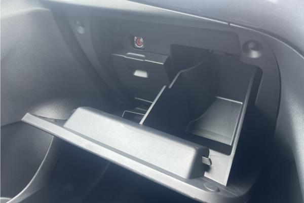 2020 Vauxhall Corsa 1.2 Turbo Elite Nav Premium Hatchback 5dr Petrol Auto Euro 6 (s/s) (100 ps) - Cloth/Leather, photo 26