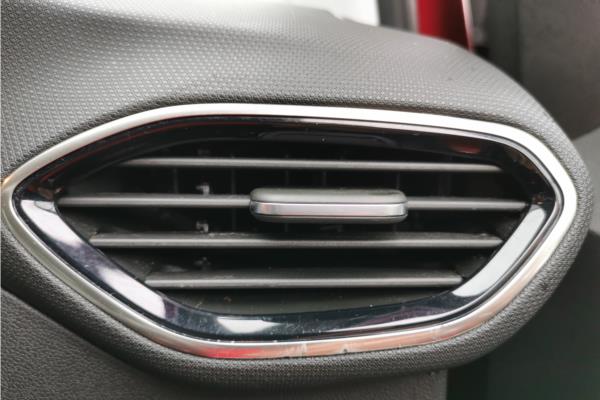 2023 Vauxhall Crossland 1.2 Turbo Ultimate SUV 5dr Petrol Auto Euro 6 (s/s) (130 ps) - Alcantara, photo 39