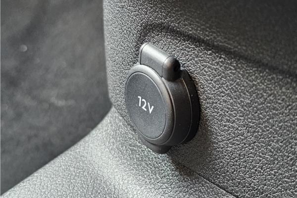 2021 Vauxhall Combo Life 1.2 Turbo Edition XL MPV 5dr Petrol Manual Euro 6 (s/s) (7 Seat) (110 ps) - Cloth, photo 38
