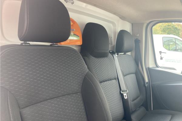 2018 VAUXHALL VIVARO - Cloth, photo 13