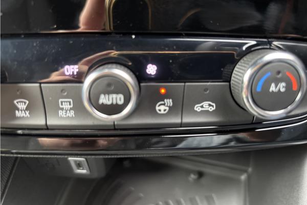 Vauxhall Mokka HAT 54kWh 11kWCh 281ps GSE - Blk Gse Alcntra, photo 42