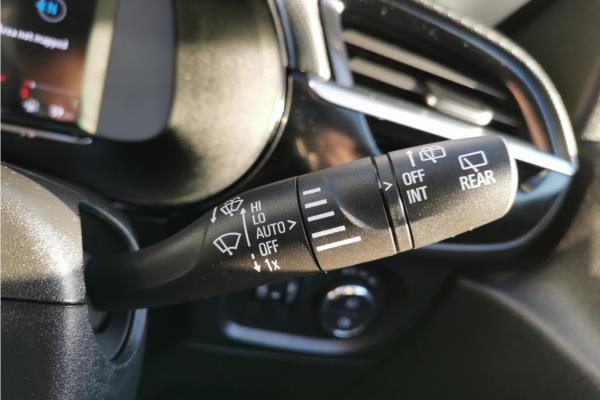 2020 Vauxhall Corsa 1.2 Turbo Elite Nav Hatchback 5dr Petrol Auto Euro 6 (s/s) (100 ps) - Alcantara, photo 28