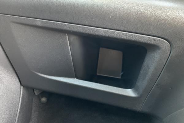 2020 Vauxhall Combo Life 1.2 Turbo Energy MPV 5dr Petrol Auto Euro 6 (s/s) (7 Seat) (130 ps) - Cloth, photo 45