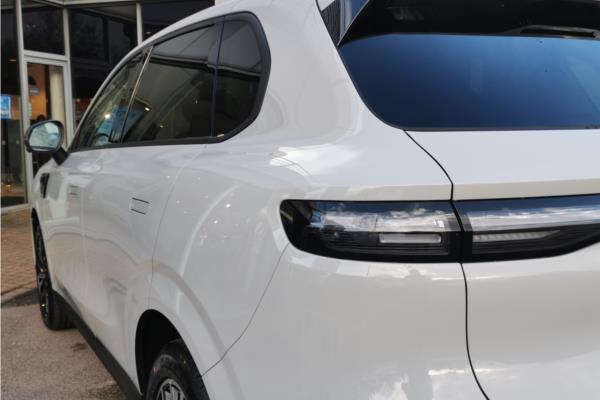 Leapmotor B10 5Dr 160kW 70kWh AU - Shadw Grey Lth, photo 36