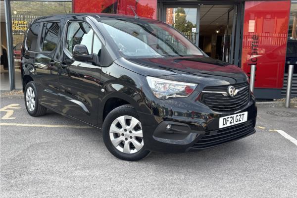 2021 Vauxhall Combo Life 1.2 Turbo SE MPV 5dr Petrol Auto Euro 6 (s/s) (130 ps) - Cloth, video preview