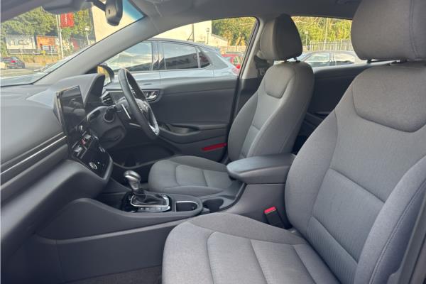 Non Franchise 2021 Hyundai IONIQ 1.6 h-GDi Premium Hatchback 5dr Petrol Hybrid DCT Euro 6 (s/s) (141 ps) - Fabic - Cloth, photo 15