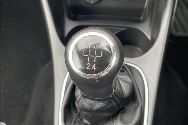 2018 Vauxhall Corsa 1.4i ecoTEC Sting Hatchback 3dr Petrol Euro 6 (75 ps)-sequence-23