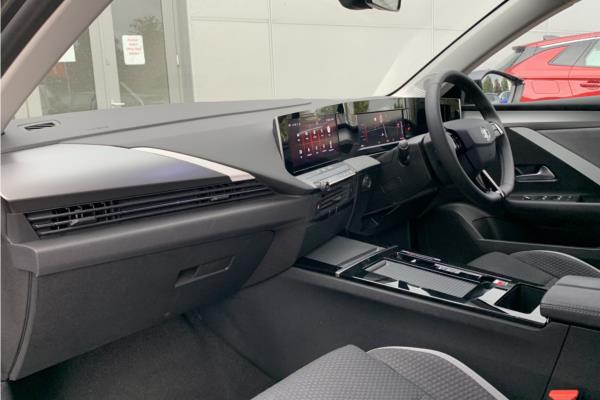 2024 Vauxhall Astra Electric 54kWh Design Hatchback 5dr Electric Auto (156 ps) - Jet Blck Modene, photo 15