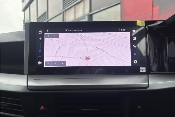 2025 Vauxhall Frontera 1.2 Hybrid [136] GS 5dr e-DCT6 - Ergo Feture Gry, photo 35
