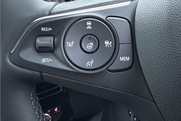2022 Vauxhall Mokka-e 50kWh Ultimate SUV 5dr Electric Auto (136 ps) - Black Sienna, photo 17