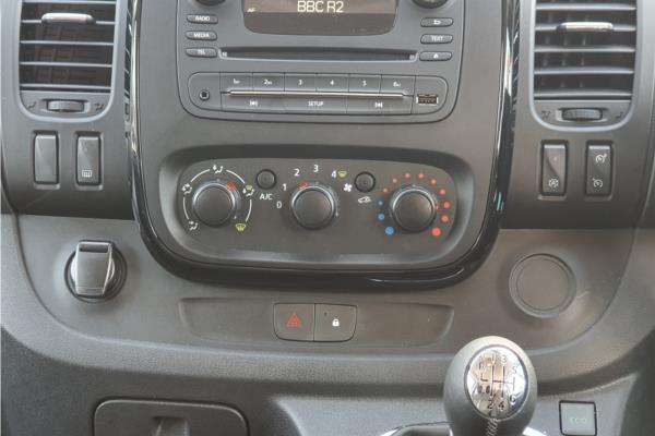 2019 VAUXHALL VIVARO - Black Cloth, photo 16