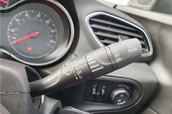 2019 Vauxhall Grandland X 1.2 Turbo GPF Sport Nav SUV 5dr Petrol Auto Euro 6 (s/s) (130 ps) - Cloth, photo 28