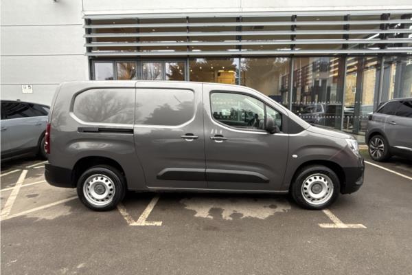 2021 Vauxhall Combo 1.5 Turbo D 2300 Edition Panel Van 4dr Diesel Auto L2 H1 Euro 6 (s/s) (130 ps) - Cloth, photo 8
