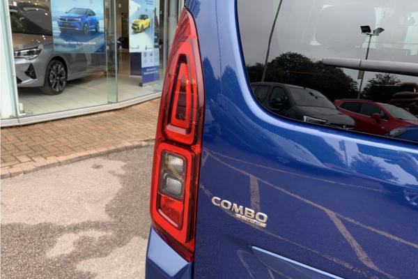 2020 Vauxhall Combo Life 1.2 Turbo Elite MPV 5dr Petrol Auto Euro 6 (s/s) (130 ps) - Cloth, photo 37