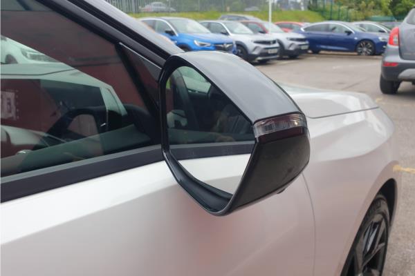 2023 Vauxhall Astra 1.6 PiH 12.4kWh GS Hatchback 5dr Petrol Plug-in Hybrid Auto Euro 6 (s/s) (180 ps) - Interior trim material, Greta cloth, Jet Black, photo 41
