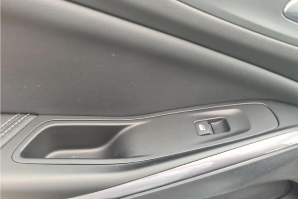 2020 Vauxhall Grandland X 1.2 Turbo Griffin SUV 5dr Petrol Manual Euro 6 (s/s) (130 ps) - Berson Black, photo 31