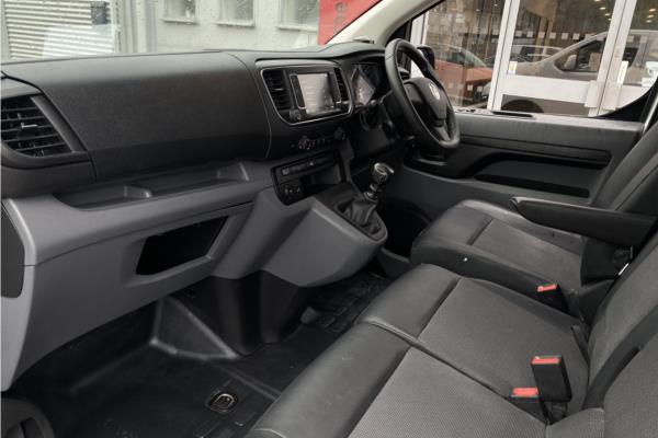 2020 Vauxhall Vivaro 1.5 Turbo D 2900 Sportive Panel Van 5dr Diesel Manual L2 Euro 6 (s/s) (100 ps) - Cloth, photo 11