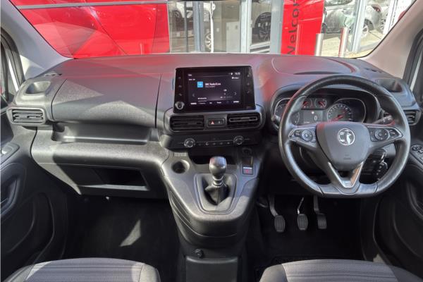 2021 Vauxhall Combo Life 1.5 Turbo D SE XL MPV 5dr Diesel Manual Euro 6 (s/s) (7 Seat) (100 ps) - Cloth, photo 10