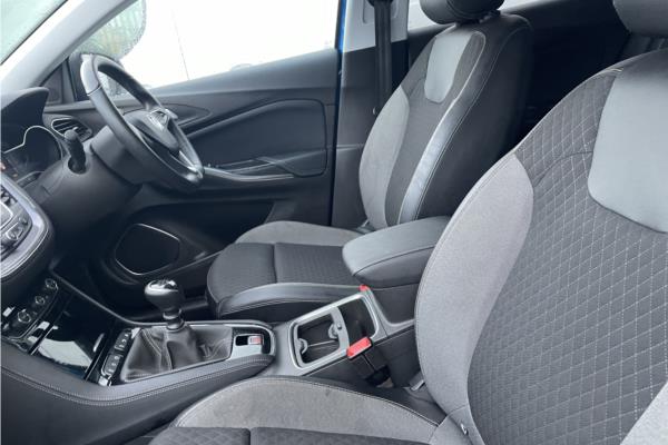 2020 Vauxhall Grandland X 1.2 Turbo Business Edition Nav SUV 5dr Petrol Manual (s/s) (130 ps) - Cloth, photo 15