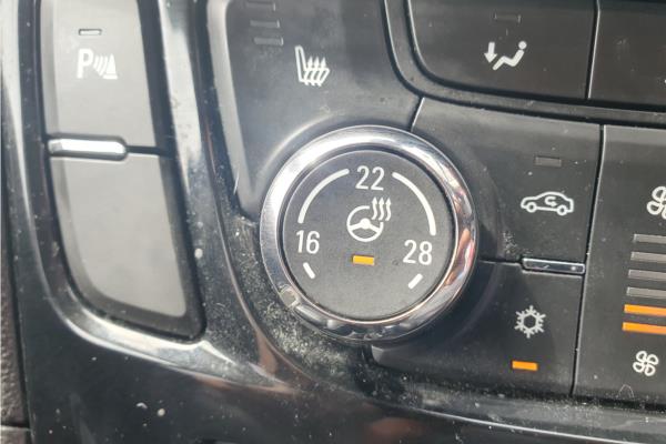2019 Vauxhall Mokka X 1.4i Turbo Ultimate SUV 5dr Petrol Auto Euro 6 (140 ps) - Leather, photo 32