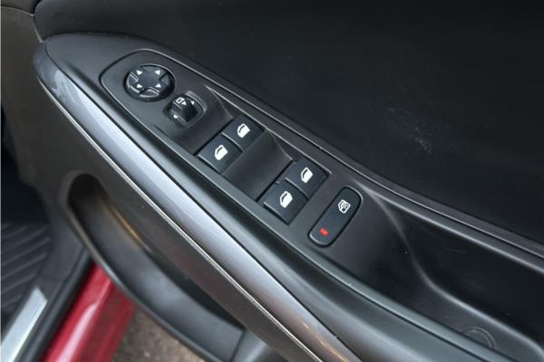 2020 Vauxhall Grandland X 1.2 Turbo Elite Nav Premium SUV 5dr Petrol Auto Euro 6 (s/s) (130 ps) - Leather, photo 22