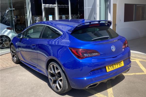 2017 VAUXHALL GTC - Leather, photo 5