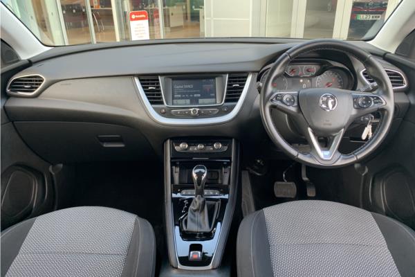 2020 Vauxhall Grandland X 1.2 Turbo SE SUV 5dr Petrol Auto 8Spd Euro 6 (s/s) (130 ps) - Cloth, photo 10