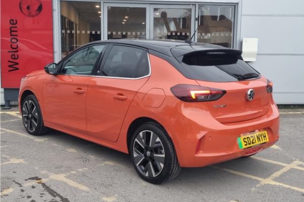 2021 Vauxhall Corsa 50kWh Elite Nav Premium Hatchback 5dr Electric Auto (7.4Kw Charger) (136 ps) - Cloth/Leather, photo 6