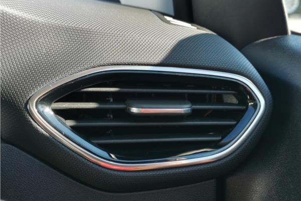 2022 Vauxhall Crossland 1.2 Turbo Elite Edition SUV 5dr Petrol Auto Euro 6 (s/s) (130 ps) - Cloth, photo 39