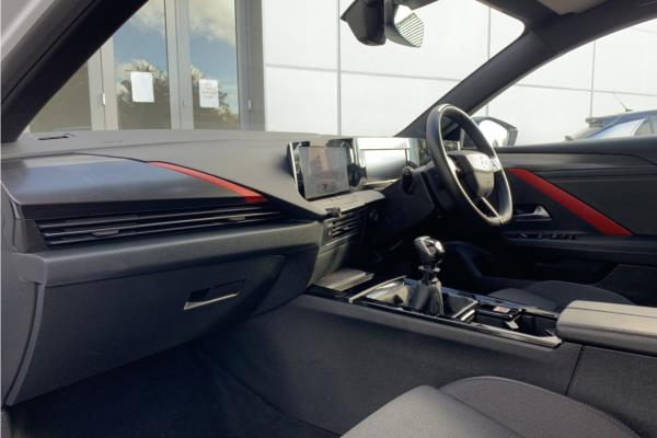 2022 Vauxhall Astra 1.2 Turbo GS Line Hatchback 5dr Petrol Manual Euro 6 (s/s) (130 ps) - Cloth, photo 15