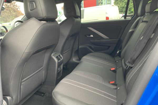 2024 Vauxhall Astra 1.2 Turbo Ultimate Sports Tourer 5dr Petrol Auto Euro 6 (s/s) (130 ps) - Alcantara Seat, photo 43