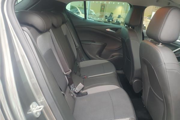 2021 Vauxhall Astra 1.2 Turbo Griffin Edition Hatchback 5dr Petrol Manual Euro 6 (s/s) (145 ps) - Cloth Sienna/Jet Blk, photo 13