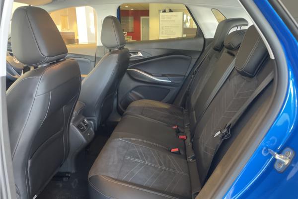 2023 Vauxhall Grandland - Alcantara Jet Black Cloth, Jet Black, photo 30