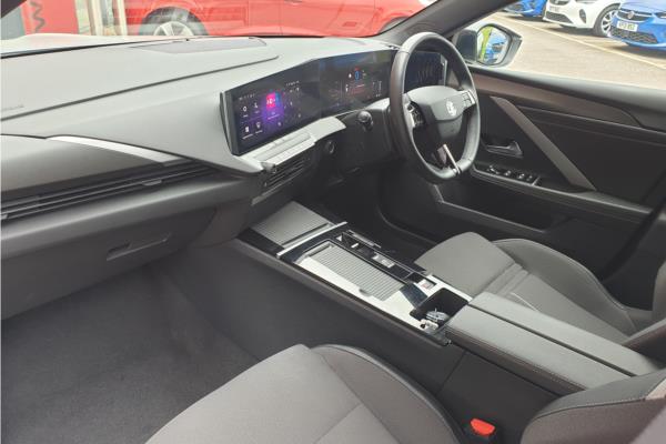 2023 Vauxhall Astra 1.6 PiH 12.4kWh GS Hatchback 5dr Petrol Plug-in Hybrid Auto Euro 6 (s/s) (180 ps) - Interior trim material, Greta cloth, Jet Black, photo 15