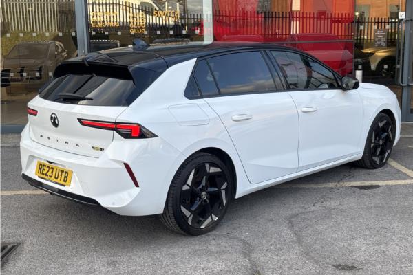 2023 Vauxhall Astra - Black Alcantara, photo 8
