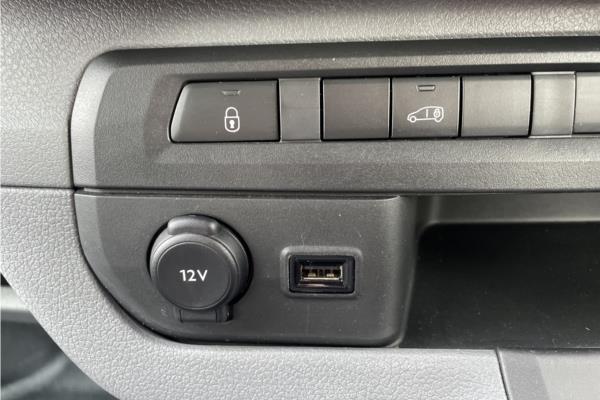 2021 Vauxhall Vivaro 2.0 Turbo D 3100 Sportive Panel Van 5dr Diesel Manual L2 H1 Euro 6 (s/s) (120 ps) - Cloth, photo 22