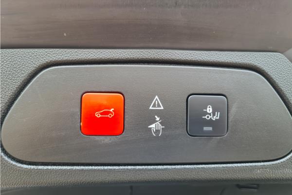 2018 VAUXHALL GRANDLAND - Berson Black, photo 23
