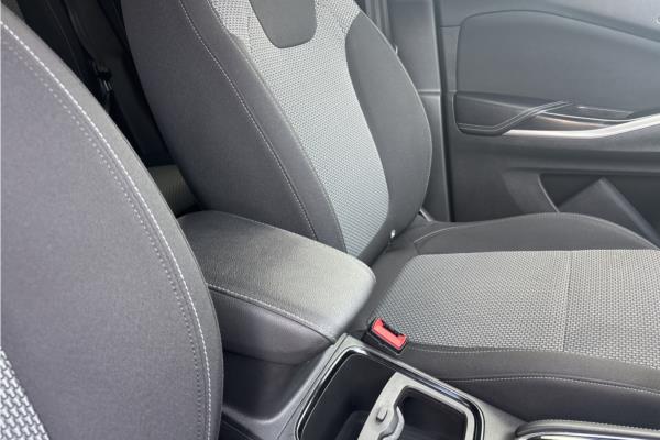 2019 Vauxhall Grandland X 1.2 Turbo SE SUV 5dr Petrol Auto 8Spd Euro 6 (s/s) (130 ps) - Cloth, photo 36