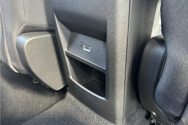 Vauxhall Astra* 5Dr 54kWh 11kWCh Ultimate AU - Jet Blk+alcantr, photo 37