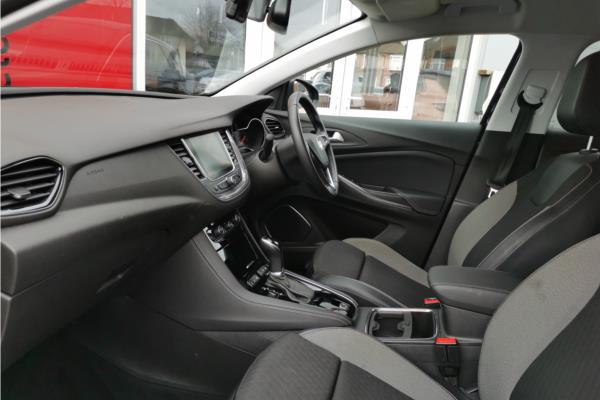2020 Vauxhall Grandland X 1.2 Turbo SRi Nav SUV 5dr Petrol Auto Euro 6 (s/s) (130 ps) - Cloth, photo 15