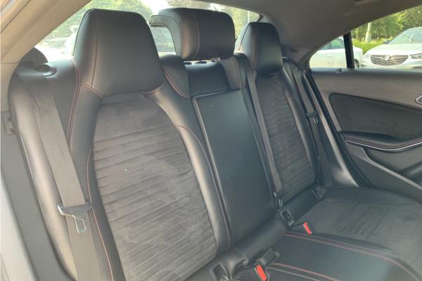 Non Franchise 2015 Mercedes-Benz CLA Class 1.6 CLA180 AMG Sport Coupe 4dr Petrol 7G-DCT (s/s) (125 g/km, 122 bhp) - Fabic - Cloth, photo 41