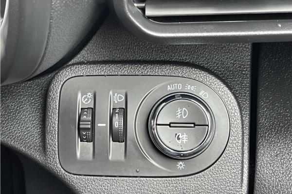 2021 Vauxhall Combo Life 1.2 Turbo Elite MPV 5dr Petrol Auto Euro 6 (s/s) (130 ps) - Leather, photo 21